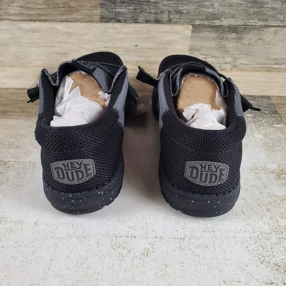 Hey Dude new without
